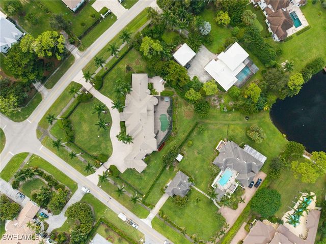 707 Hickory RD, Naples, FL 34108