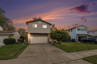 535 S Hubbard Street, Westland, MI 48186