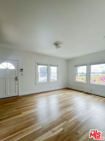 1233 Ozeta Terrace, Los Angeles, CA 90069