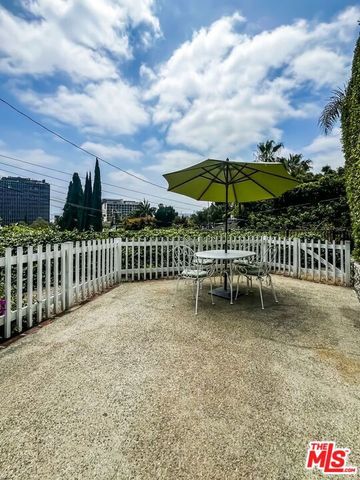 1233 Ozeta Terrace, Los Angeles, CA 90069