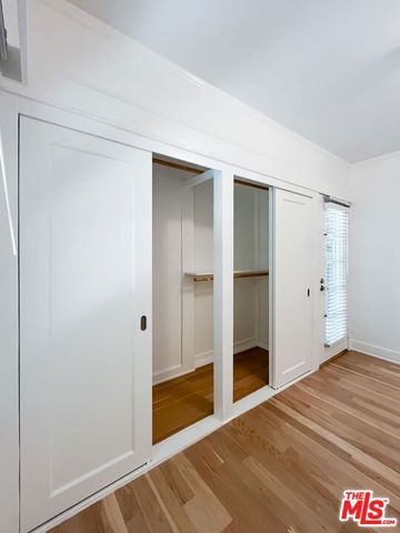 1233 Ozeta Terrace, Los Angeles, CA 90069