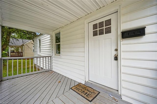 620 Delaware AVE, Hampton, VA 23661