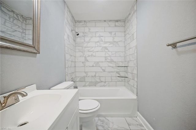 620 Delaware AVE, Hampton, VA 23661