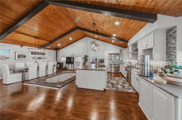 8030 La Croix Road, Decatur, AR 72722