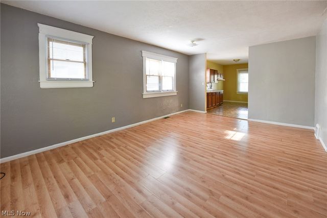 761 E Crosier Street, Akron, OH 44306