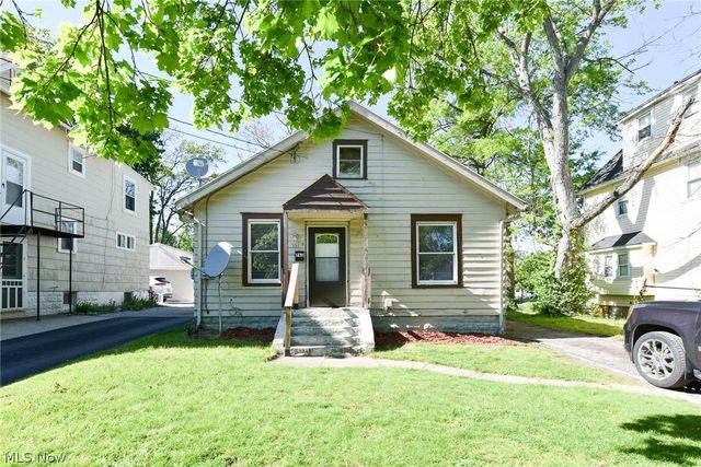 761 E Crosier Street, Akron, OH 44306