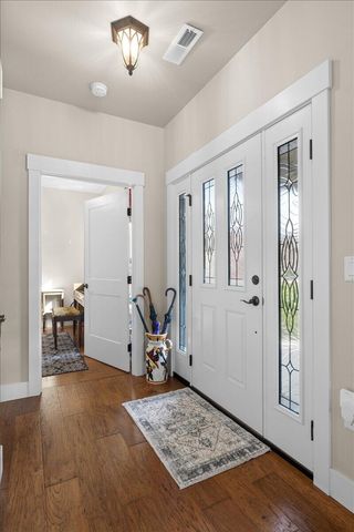 1835 Plateau Drive, Medford, OR 97504