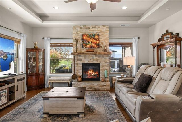 1835 Plateau Drive, Medford, OR 97504