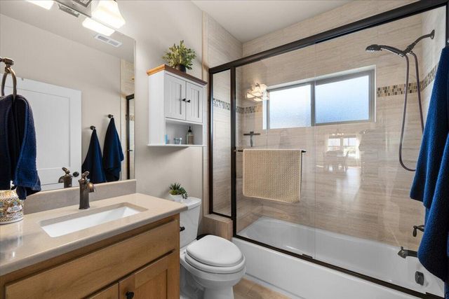 1835 Plateau Drive, Medford, OR 97504