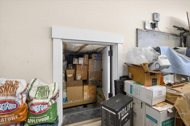 1835 Plateau Drive, Medford, OR 97504