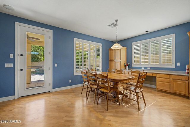 2087 W REMINGTON Drive, Chandler, AZ 85286