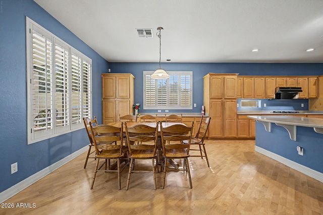 2087 W REMINGTON Drive, Chandler, AZ 85286