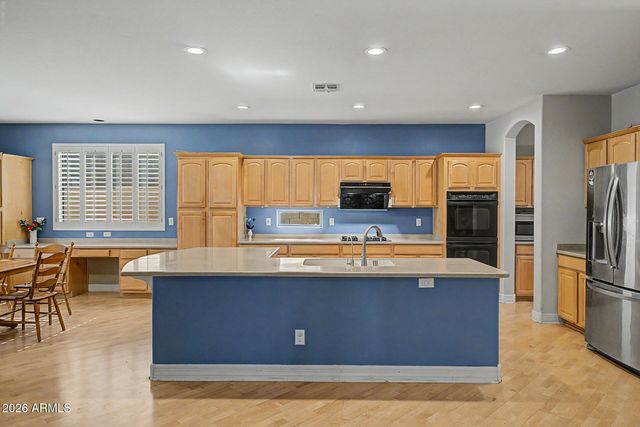 2087 W REMINGTON Drive, Chandler, AZ 85286