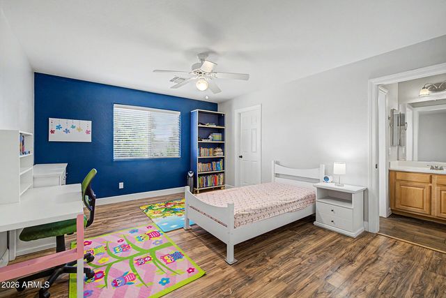 2087 W REMINGTON Drive, Chandler, AZ 85286