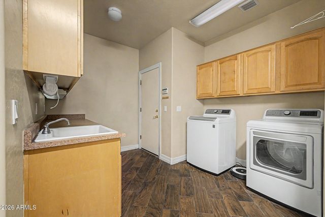 2087 W REMINGTON Drive, Chandler, AZ 85286