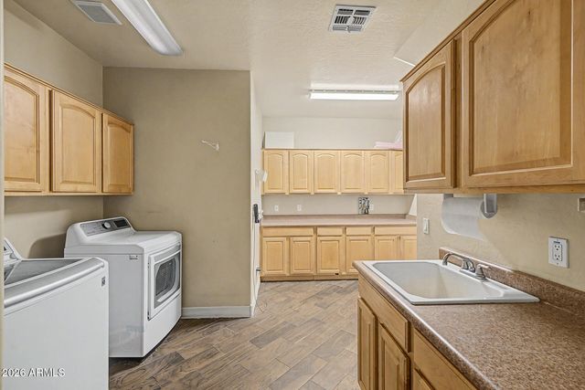 2087 W REMINGTON Drive, Chandler, AZ 85286