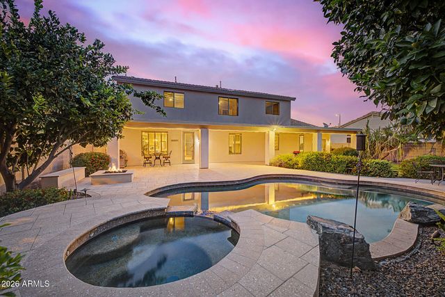 2087 W REMINGTON Drive, Chandler, AZ 85286