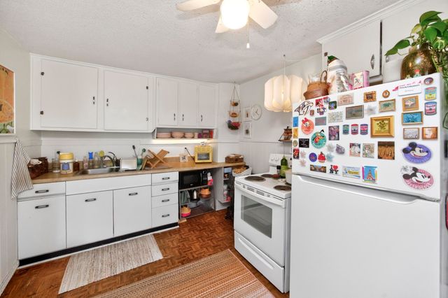 240 Lanier Dr, Madison, TN 37115