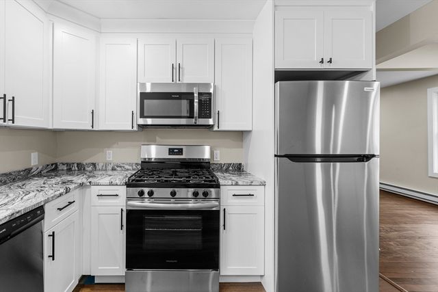 99 Tremont St, Taunton, MA 02780