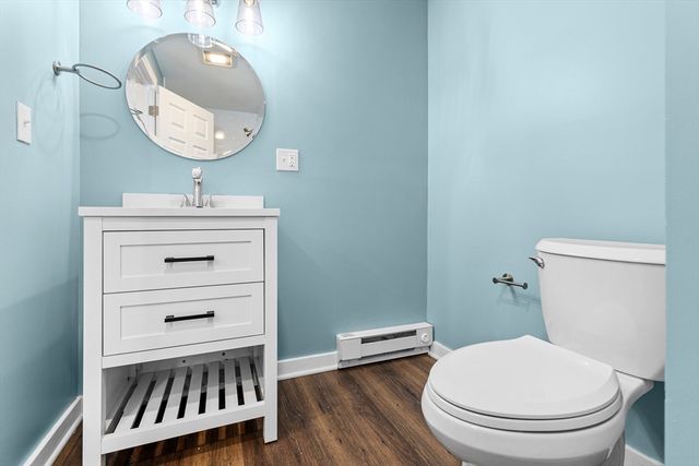 99 Tremont St, Taunton, MA 02780