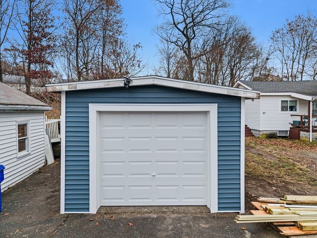 99 Tremont St, Taunton, MA 02780