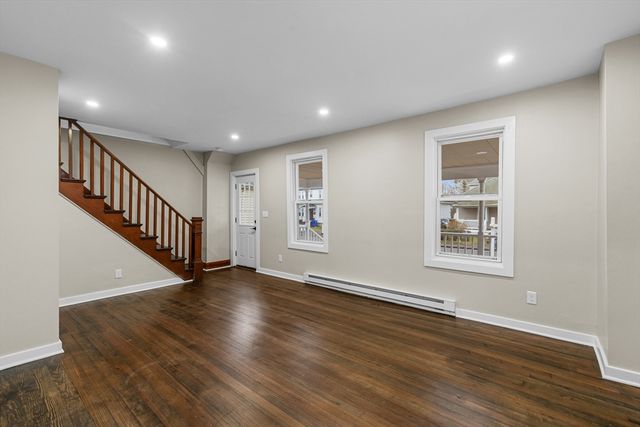 99 Tremont St, Taunton, MA 02780