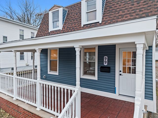 99 Tremont St, Taunton, MA 02780
