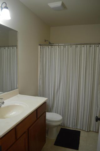 7208 Bracken Pkwy, Hobart, IN 46342