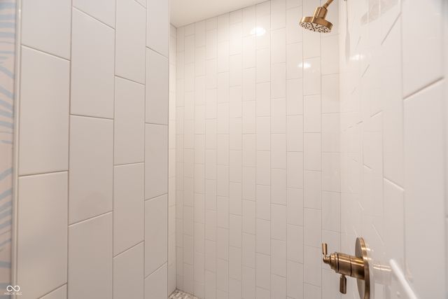 33 W 42nd Street, Indianapolis, IN 46208