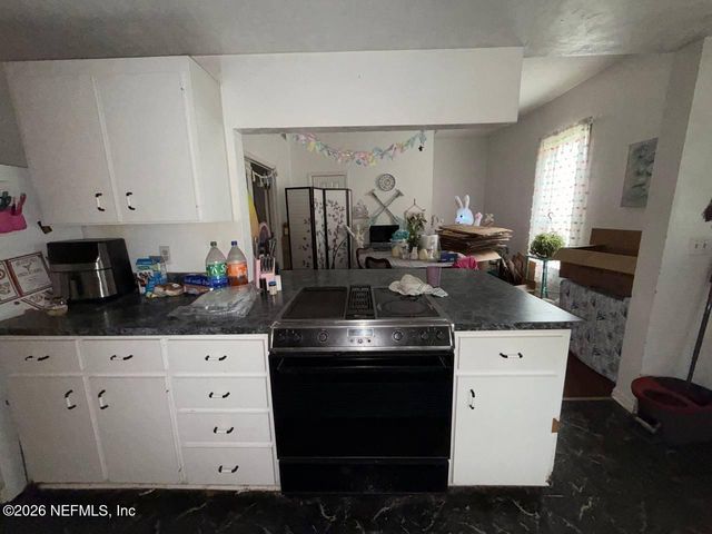 324 N WALNUT Street, Starke, FL 32091