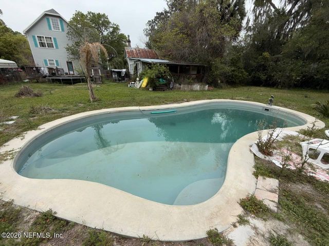 324 N WALNUT Street, Starke, FL 32091