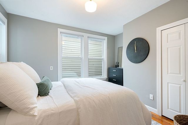 30 Oak Street 2, Boston, MA 02129