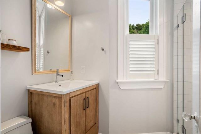 30 Oak Street 2, Boston, MA 02129