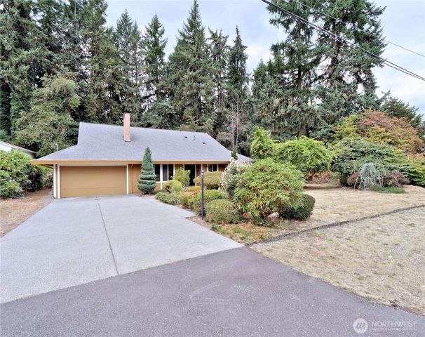 9802 58th Avenue Ct E, Puyallup, WA 98373