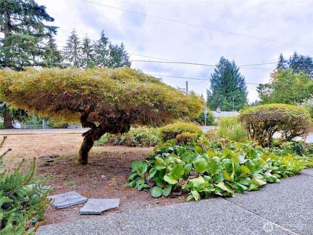 9802 58th Avenue Ct E, Puyallup, WA 98373