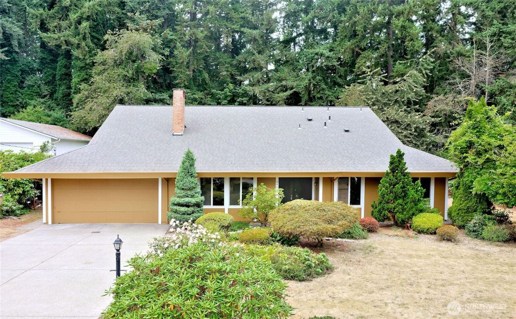9802 58th Avenue Ct E, Puyallup, WA 98373