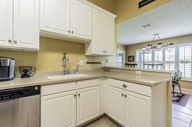 29435 SNAP HOOK DRIVE, San Antonio, FL 33576