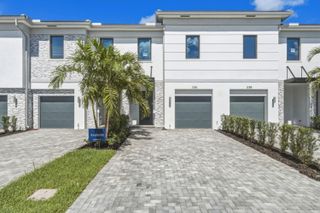1198 National Street, Wellington, FL 33414