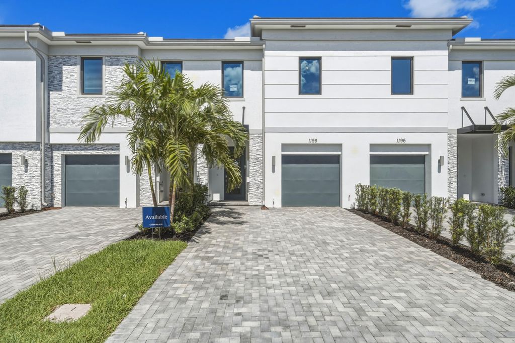1198 National Street, Wellington, FL 33414