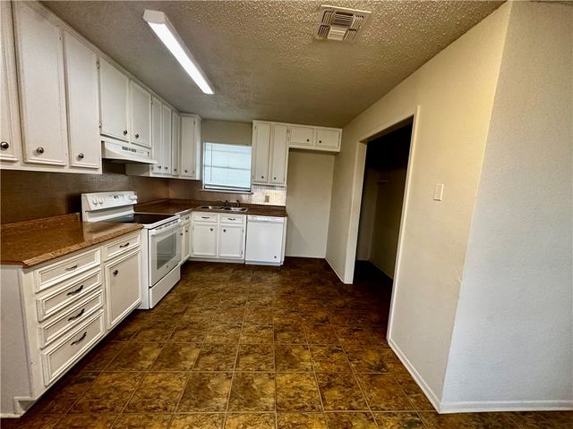 4922 Monitor St, Corpus Christi, TX 78415