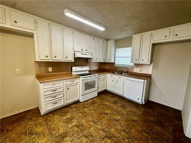 4922 Monitor St, Corpus Christi, TX 78415