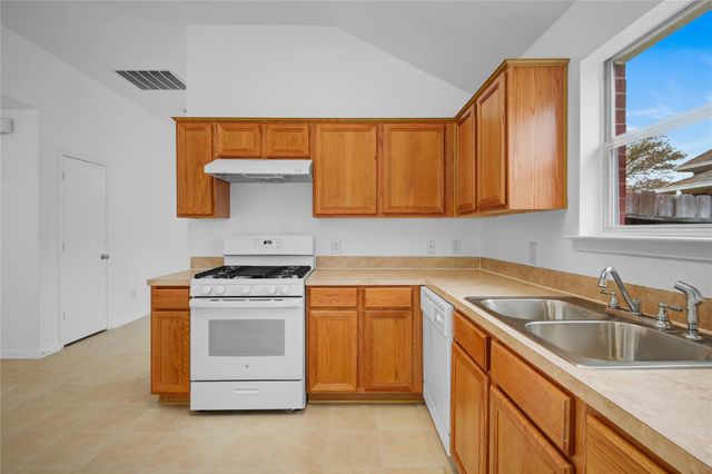 4522 Cannongate Drive, Spring, TX 77373