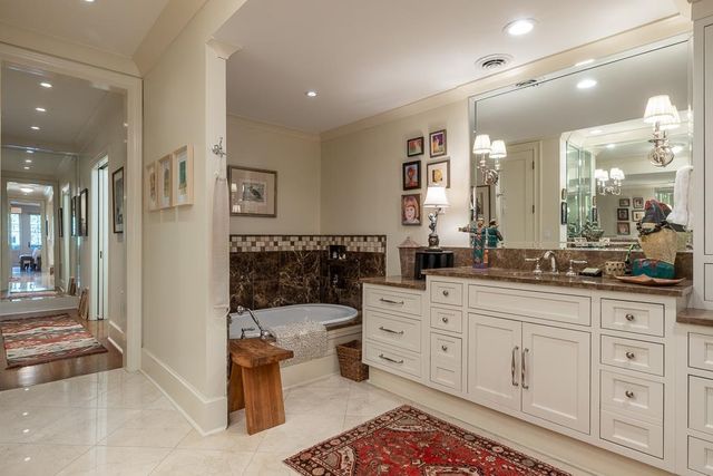 4010 Baronne Way Unit 47, Memphis, TN 38117