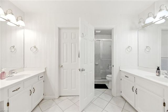 1121 Selwood DR, Virginia Beach, VA 23464