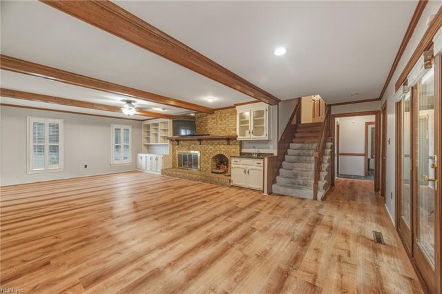 1121 Selwood DR, Virginia Beach, VA 23464