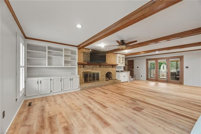 1121 Selwood DR, Virginia Beach, VA 23464