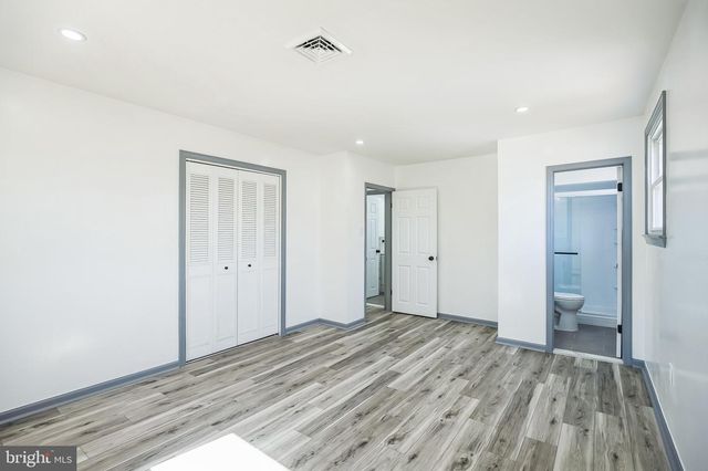 165 CENTRAL AVE, Woodbury Heights, NJ 08097