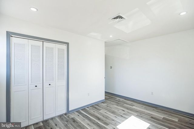 165 CENTRAL AVE, Woodbury Heights, NJ 08097