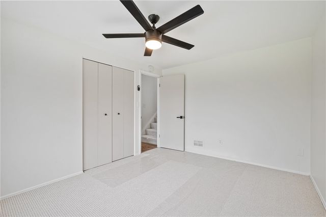 405 Highland Pines Ct, Ross Twp, PA 15237