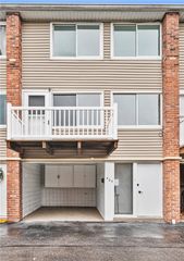 405 Highland Pines Ct, Ross Twp, PA 15237